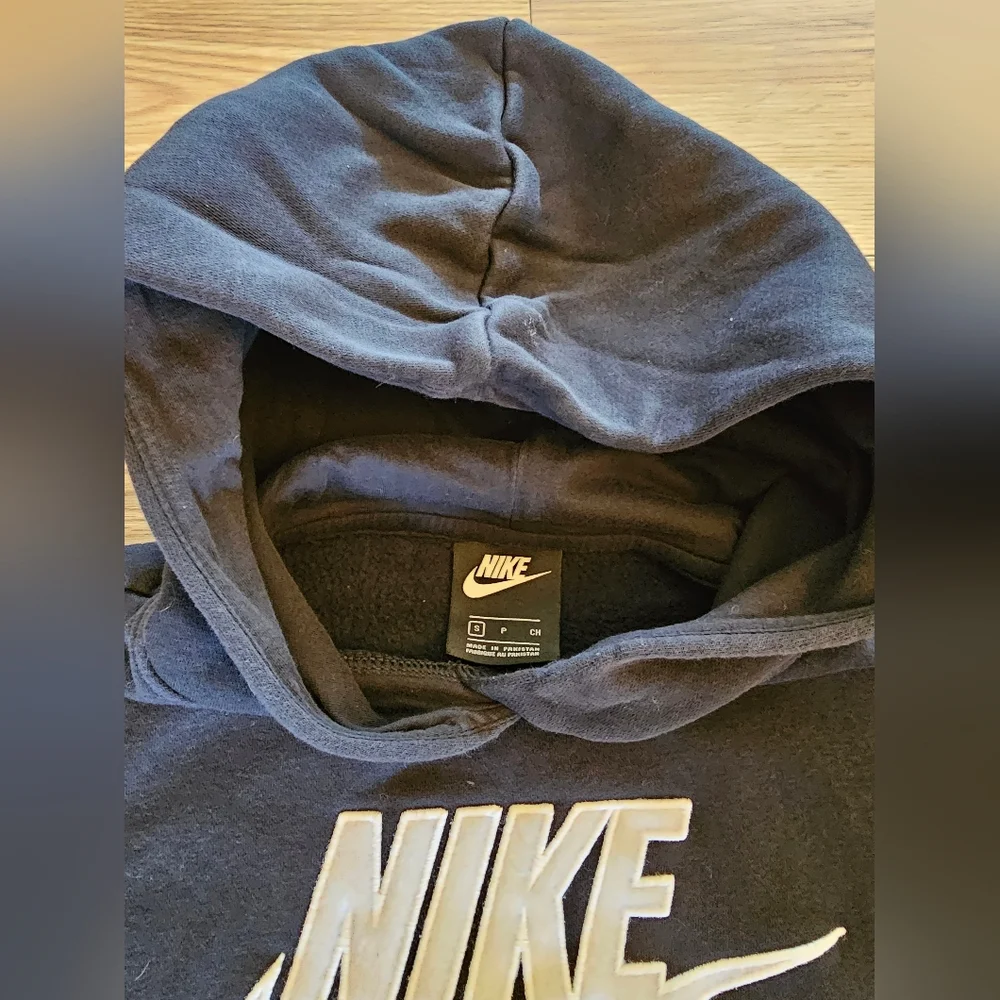 Cropped Nike Black Hoodie, Size Small